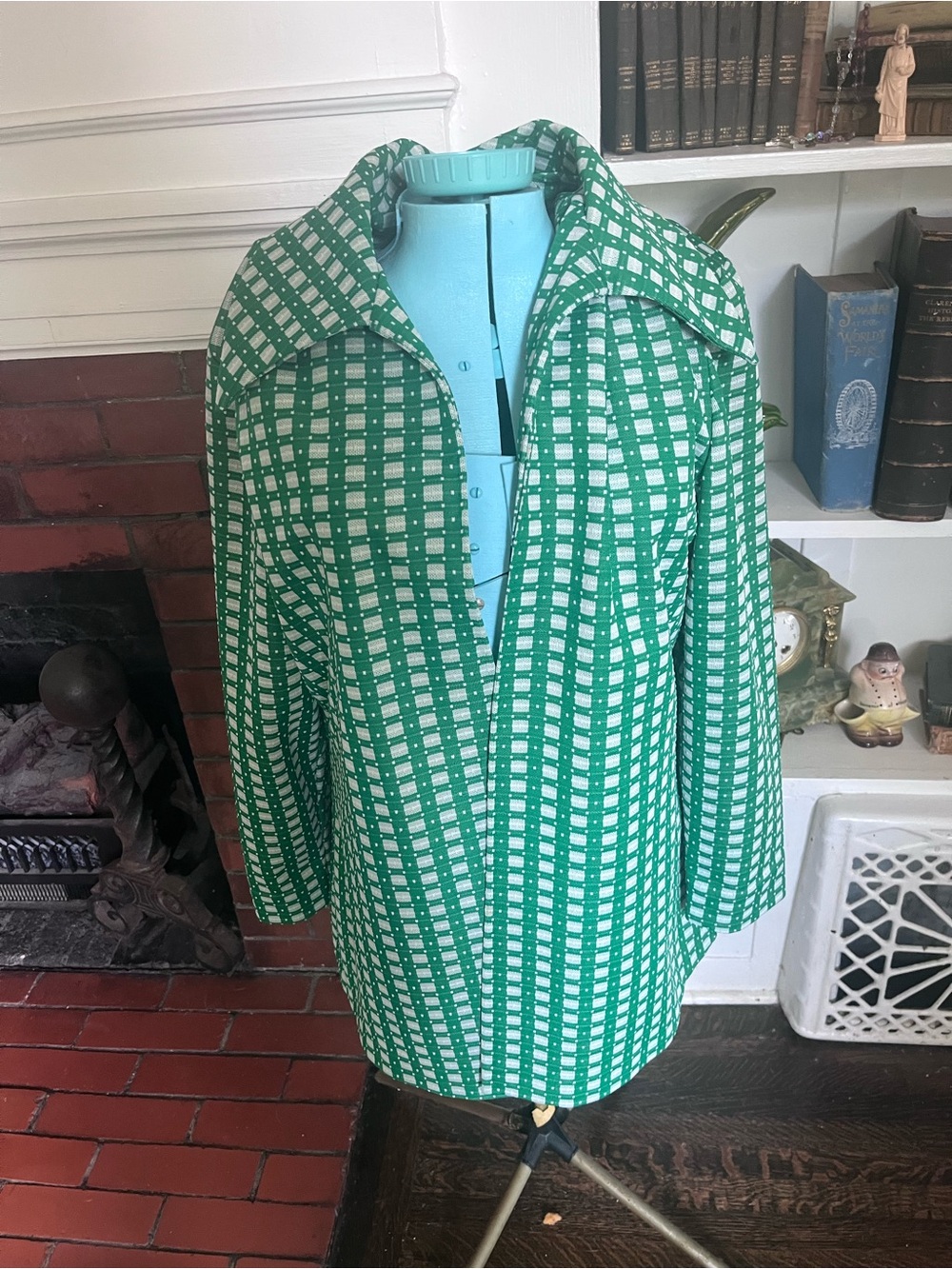 True vintage 60s/70s Green and white Two-Piece Suit with White blouse - Picture 4 of 11
